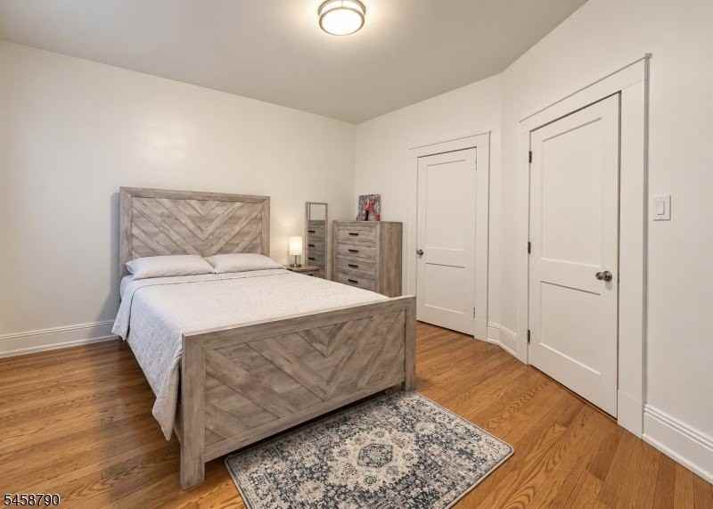 130 N Spring St #2L - Photo 5 of 7