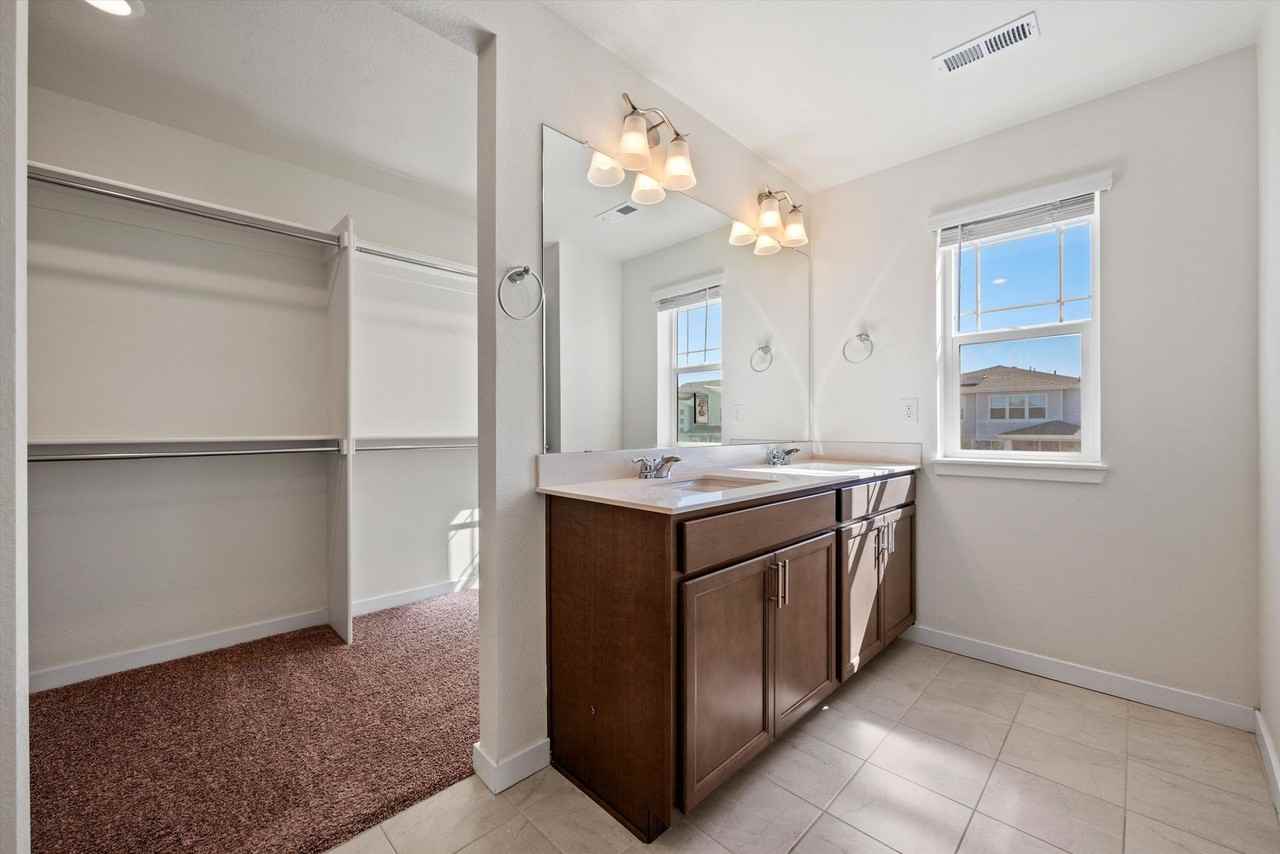 21864 E 9th Pl - Photo 3 of 22