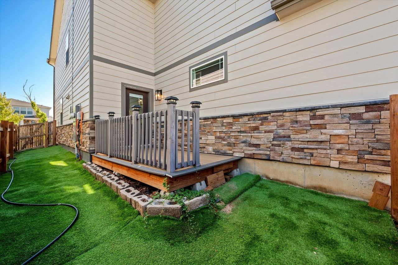 21864 E 9th Pl - Photo 4 of 22