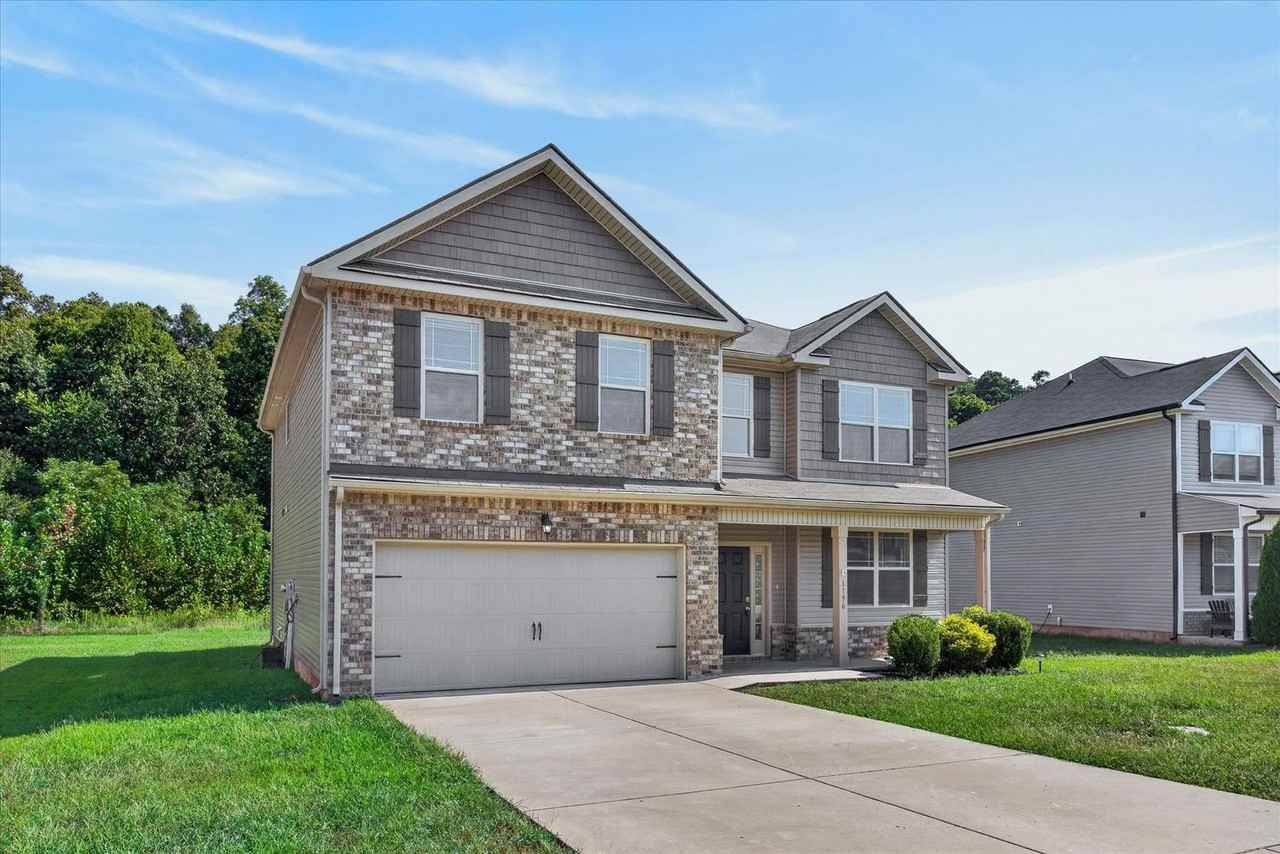 1196 Black Oak Cir - Photo 2 of 42