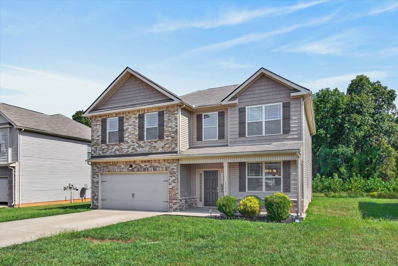 1196 Black Oak Cir - Photo 3 of 42