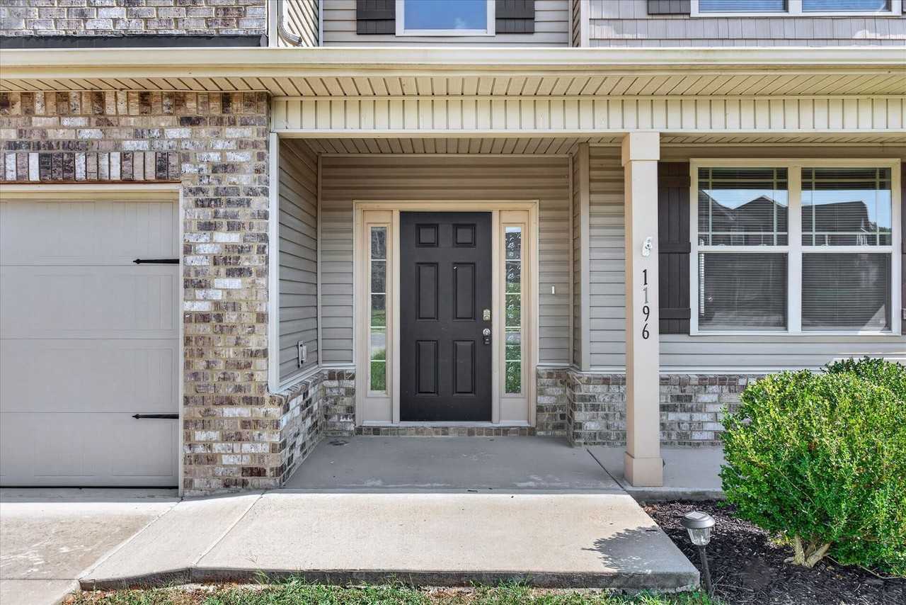 1196 Black Oak Cir - Photo 4 of 42