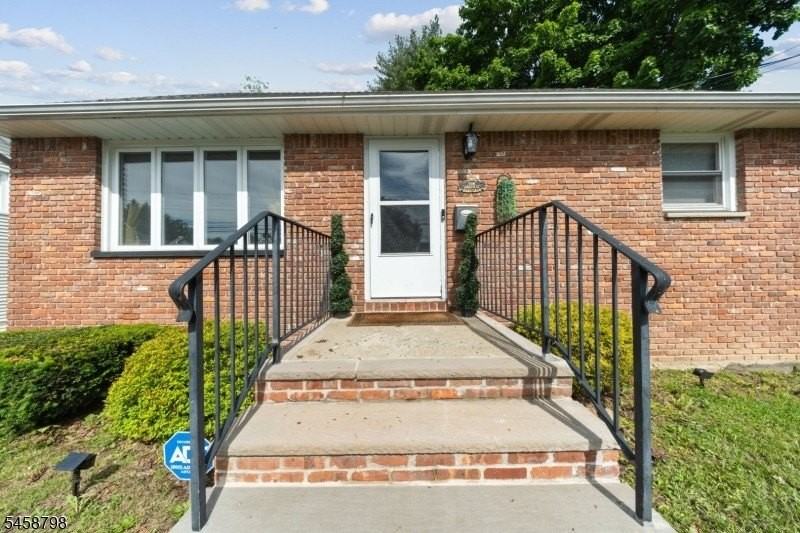 506 Green St - Photo 7 of 48