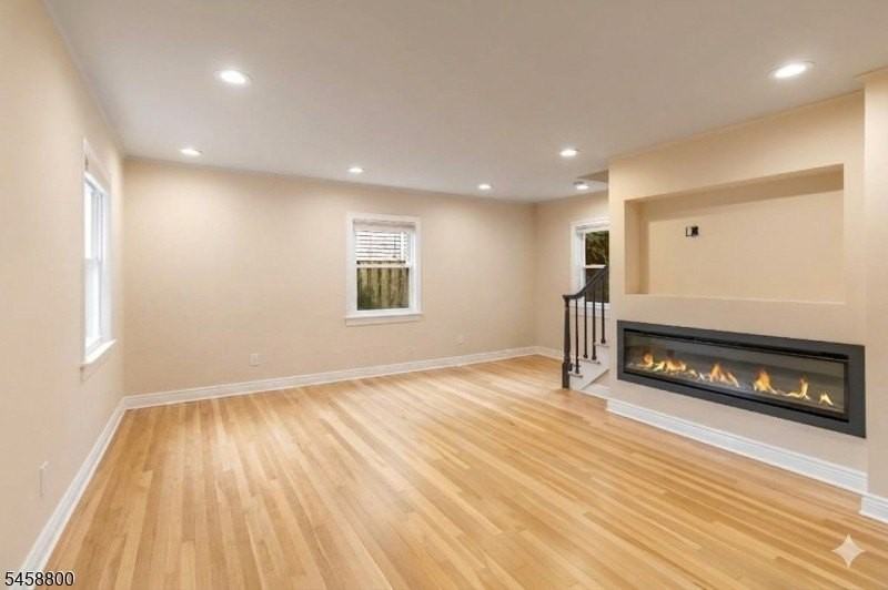 31 Sherman Ave - Photo 4 of 24