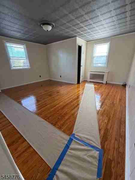 56 John Pl - Photo 4 of 12