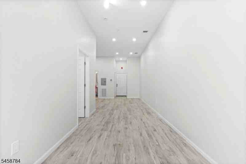 90 Broadway #4 - Photo 4 of 6