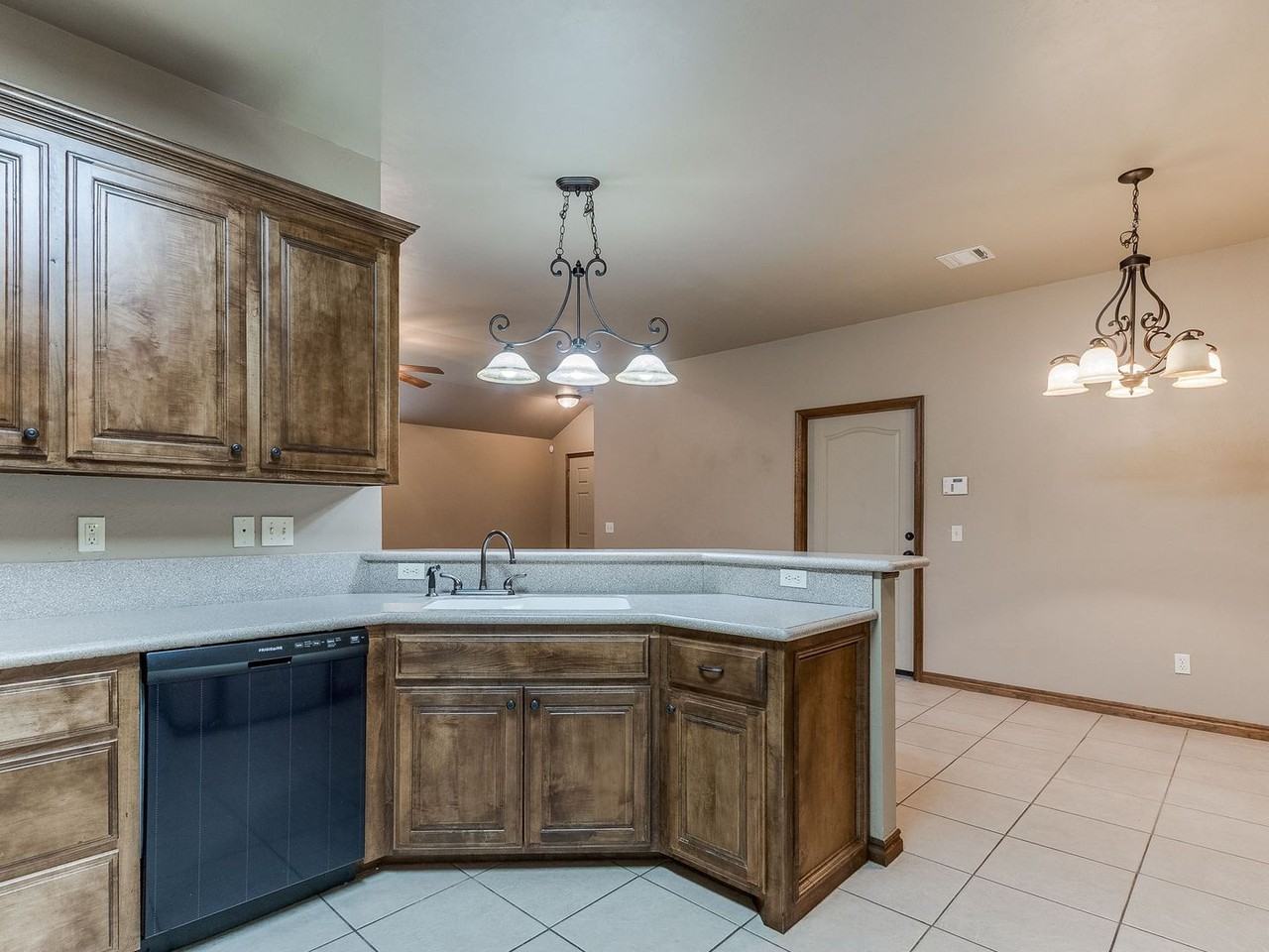 2409 Kyle Robert Ln - Photo 3 of 42