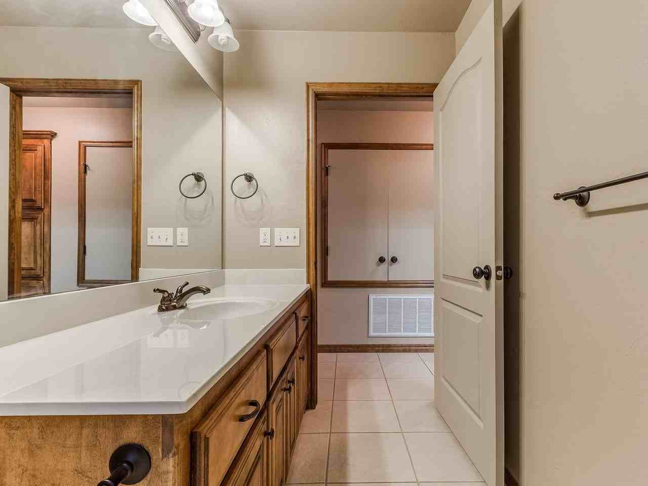 2409 Kyle Robert Ln - Photo 6 of 42