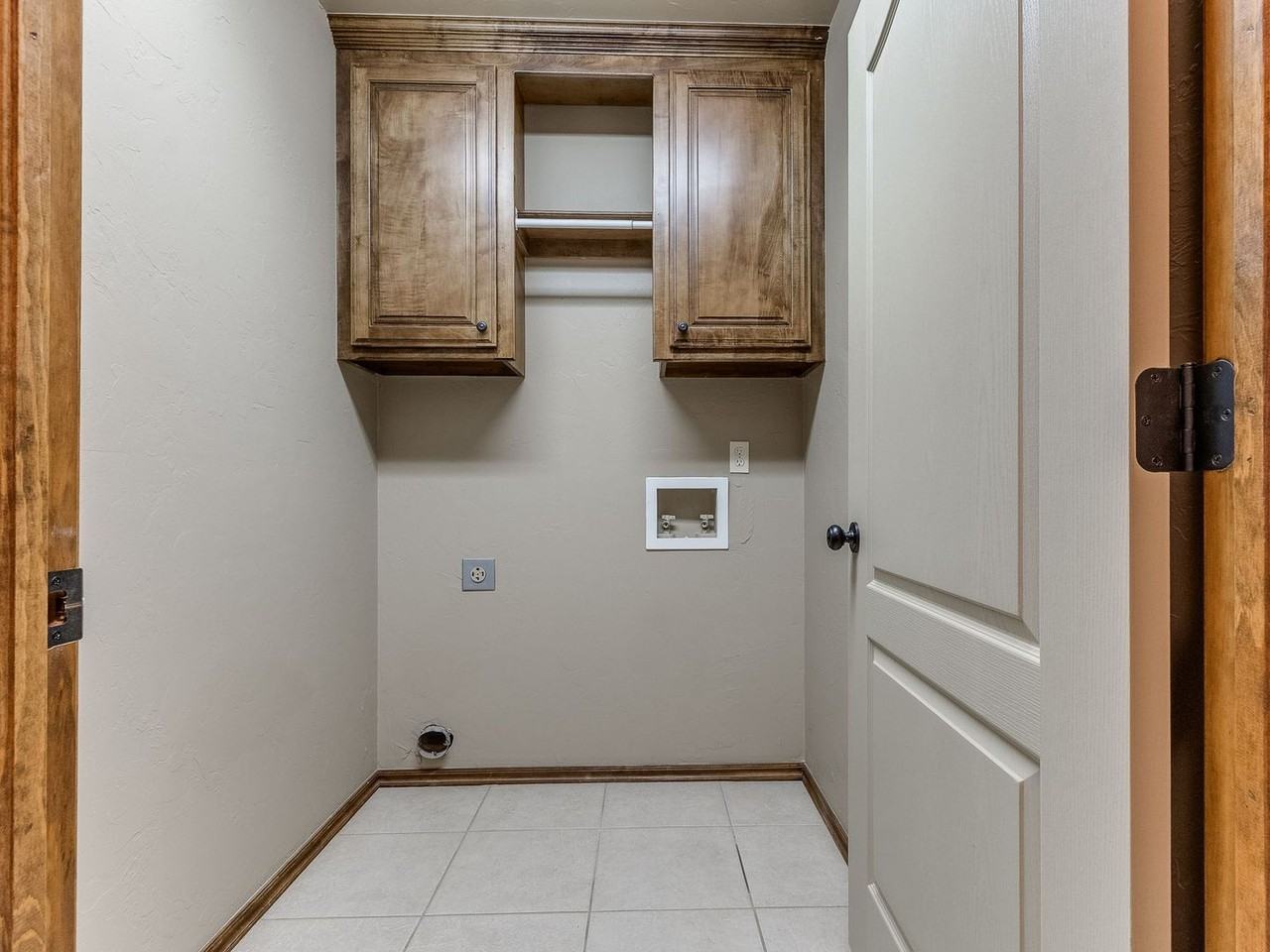2409 Kyle Robert Ln - Photo 7 of 42