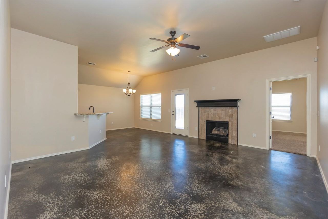 825 Se 8th St - Photo 6 of 22