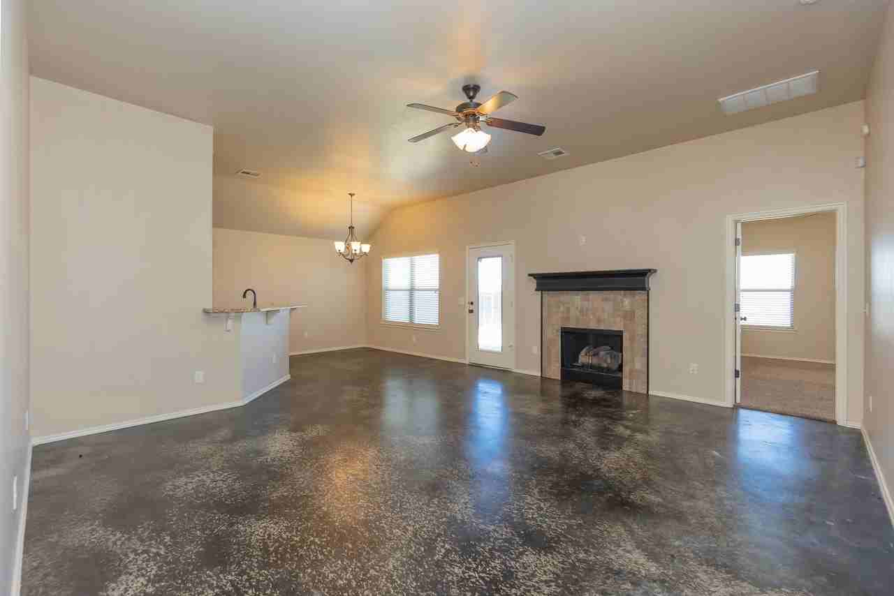 1020 Sw 11th St - Photo 2 of 32