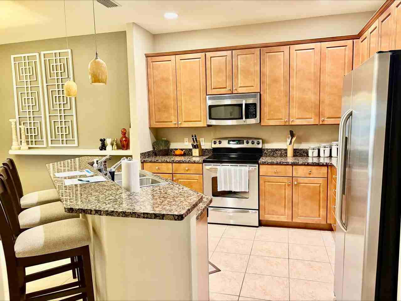 9140 Delano St - Photo 4 of 29