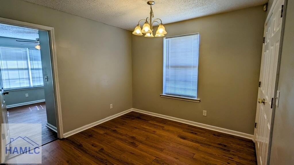 103 Angie St - Photo 4 of 11