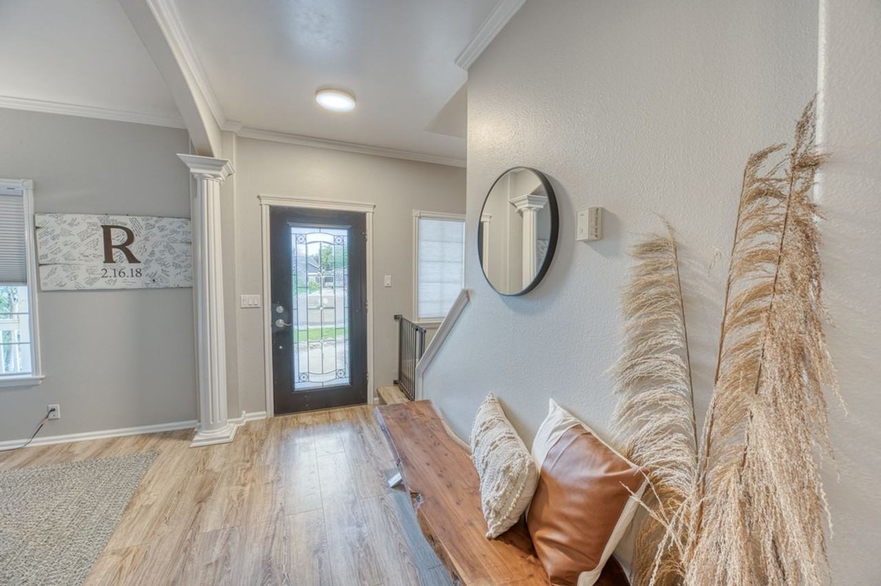 3062 N Firelight Pl - Photo 3 of 27