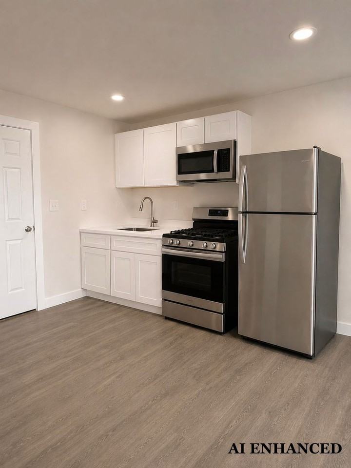 705 Poppy Ave - Photo 2 of 6