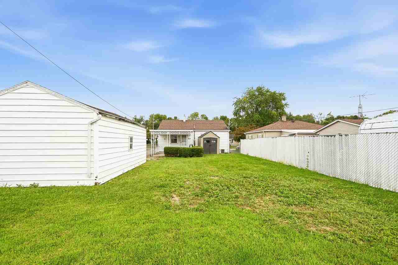 619 Mavor St - Photo 3 of 10