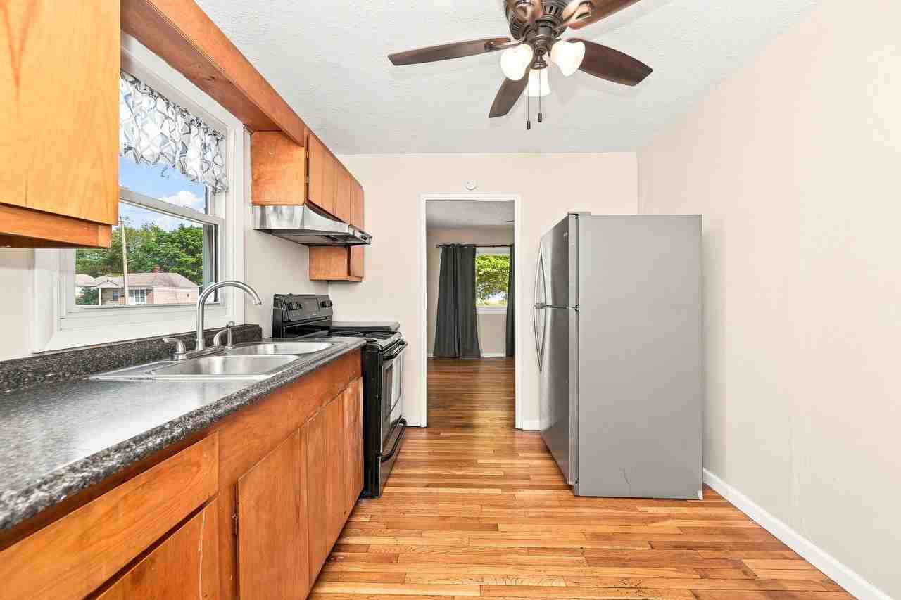 619 Mavor St - Photo 6 of 10