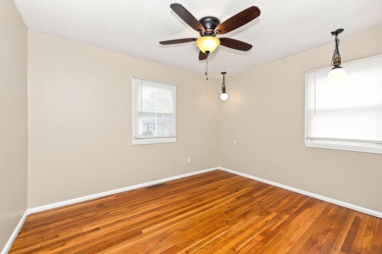 619 Mavor St - Photo 7 of 10