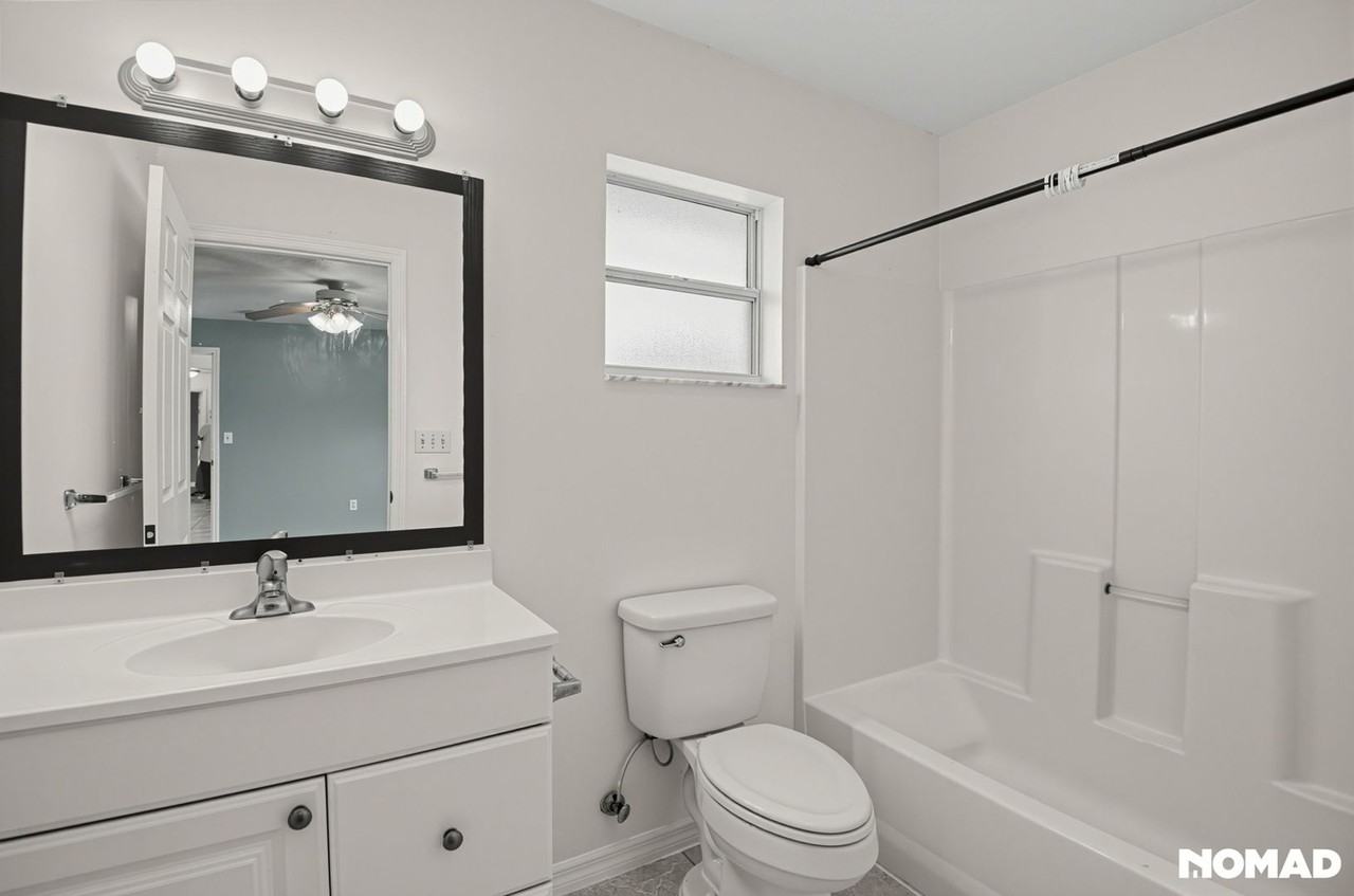 449 Brookedge St Ne - Photo 3 of 32