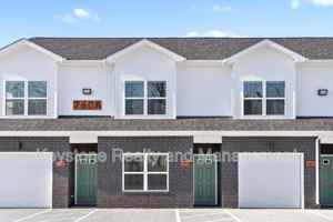 featured image of 750 Tracy Ln #H110