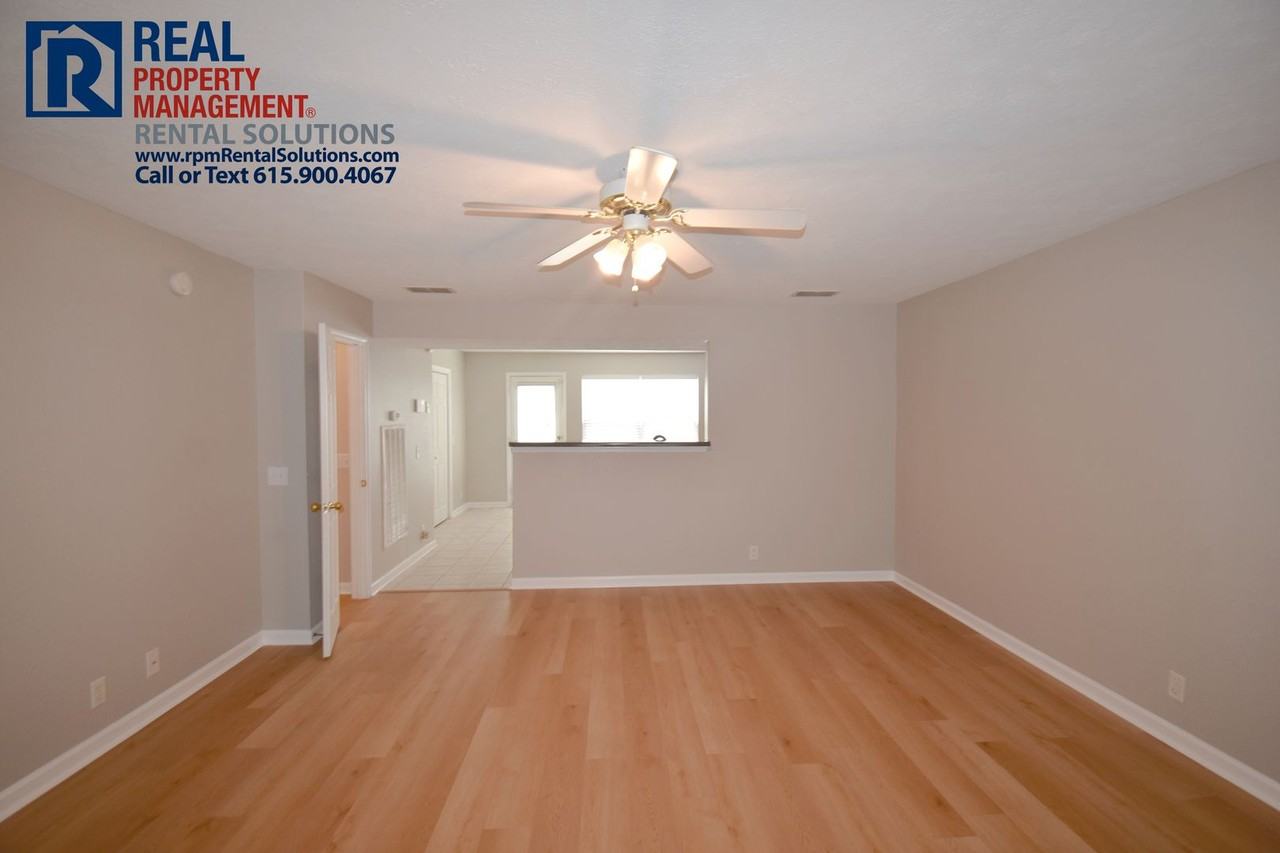 147 Wolverine Ct - Photo 3 of 17