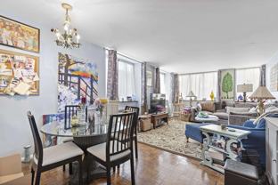 300 Newark St #4I - Photo 1 of 1