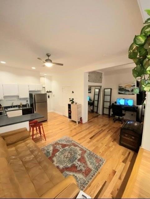 354 1st St #2R - Photo 4 of 9