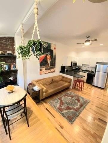 354 1st St #2R - Photo 5 of 9