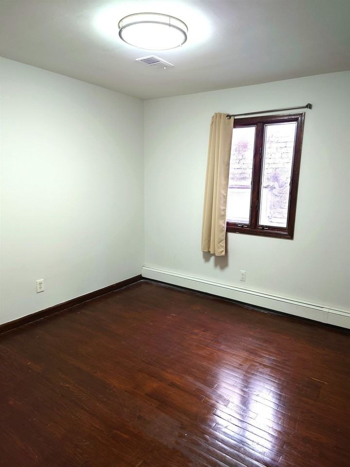 122 North St #2 - Photo 2 of 21