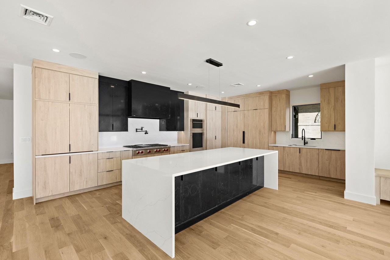 58 King Ave - Photo 6 of 17