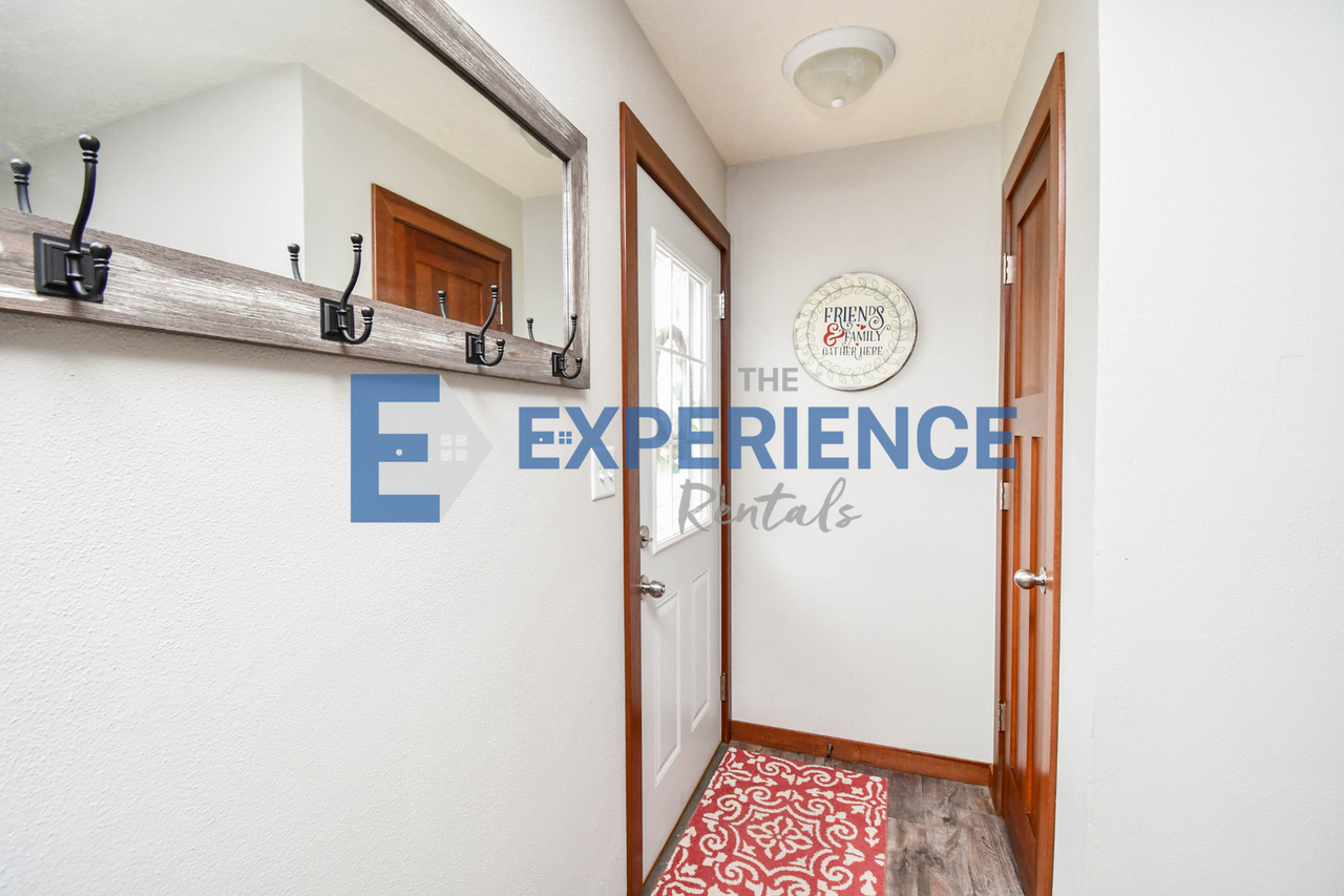 217 N Needles Dr - Photo 2 of 31