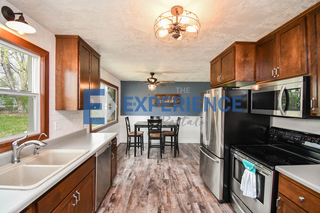 217 N Needles Dr - Photo 5 of 31