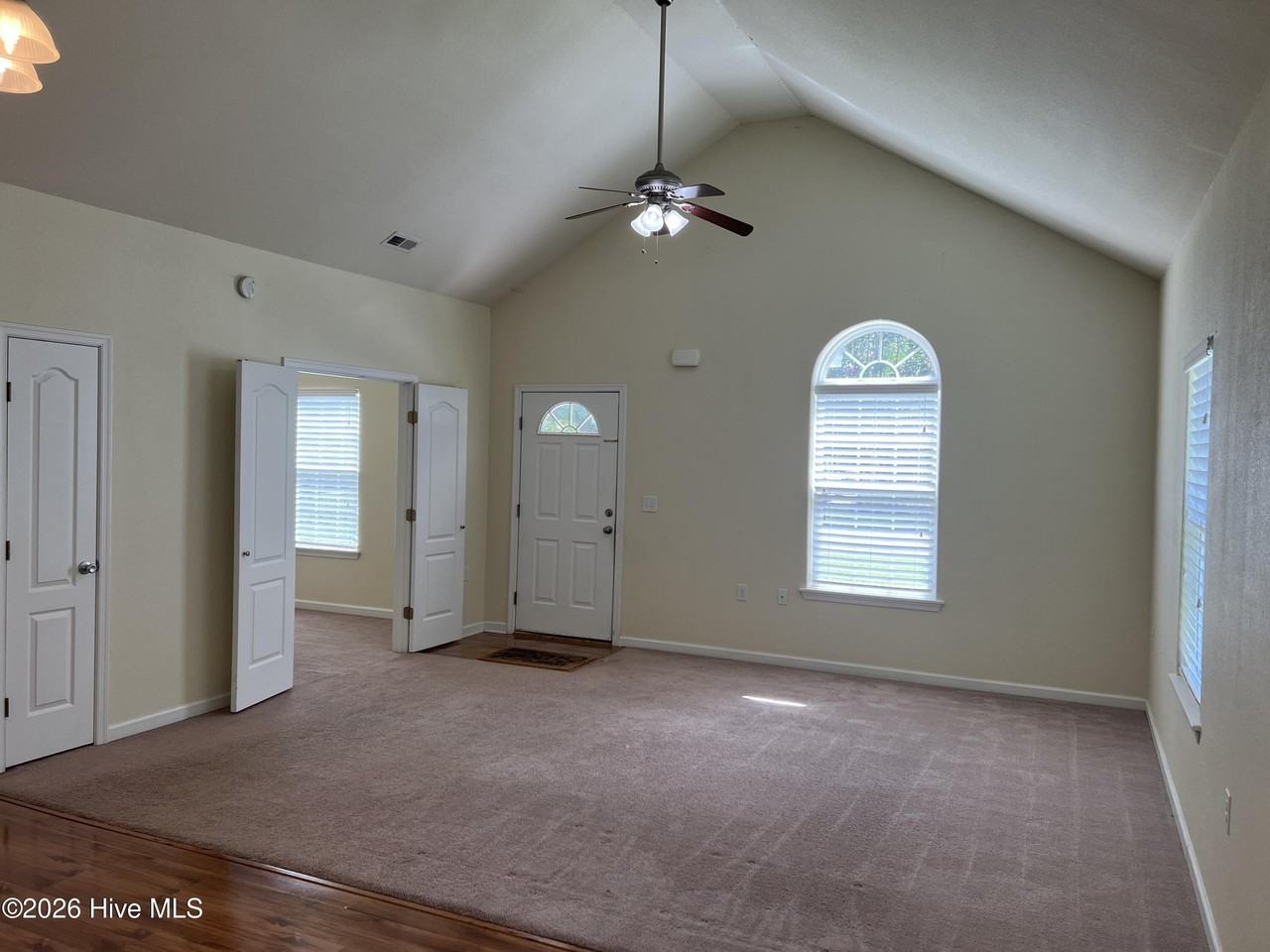 1108 Preyer Ave - Photo 2 of 10