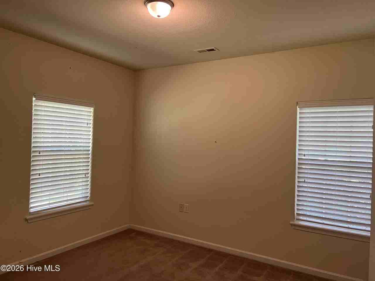1108 Preyer Ave - Photo 7 of 10