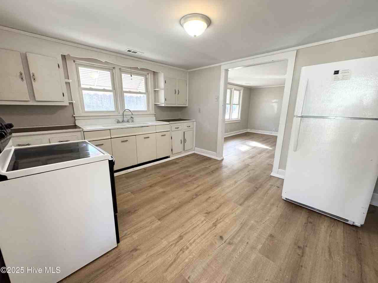 1005 Parsonage St - Photo 7 of 7