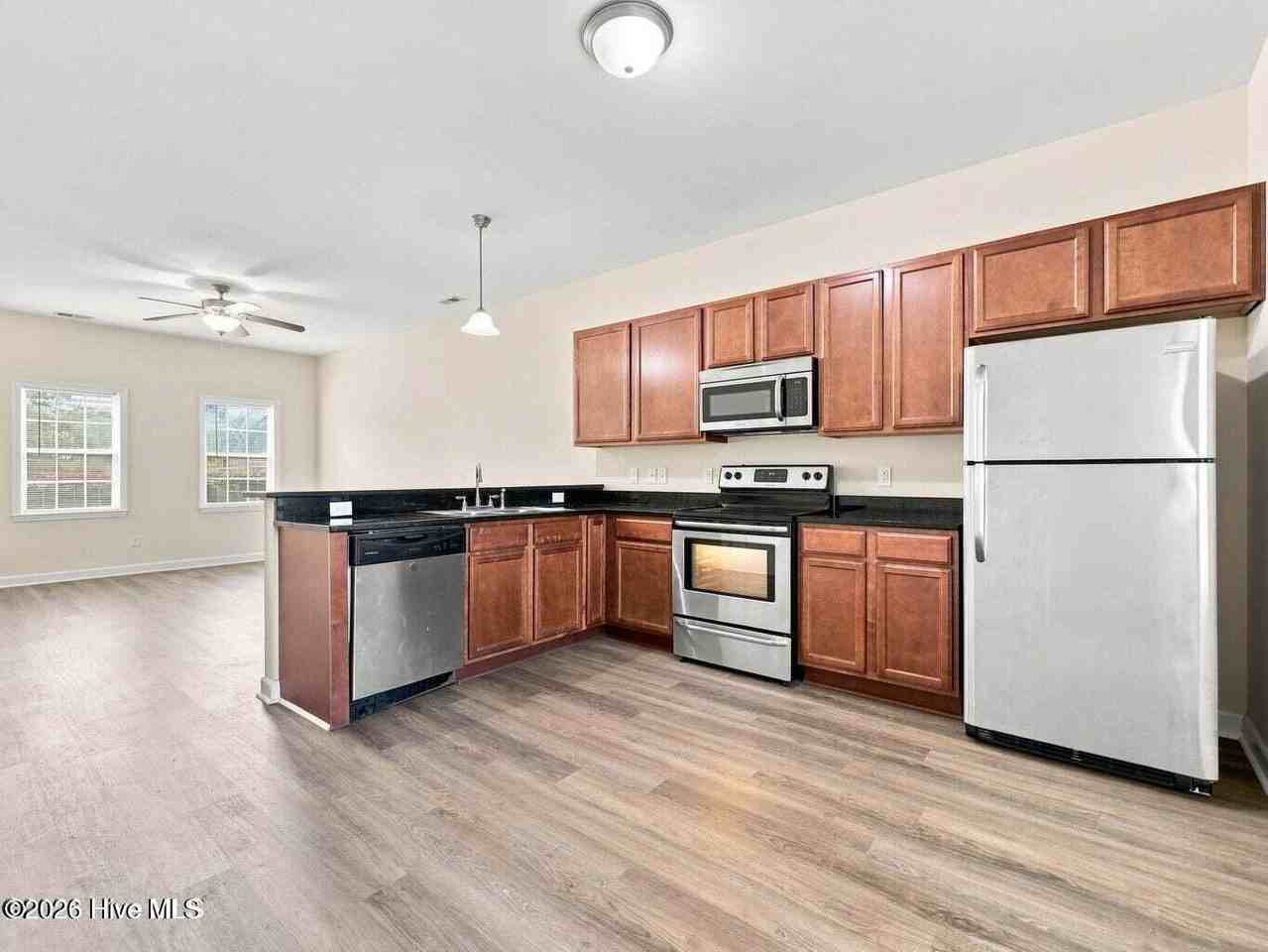 312 Burley Dr #5 - Photo 7 of 37