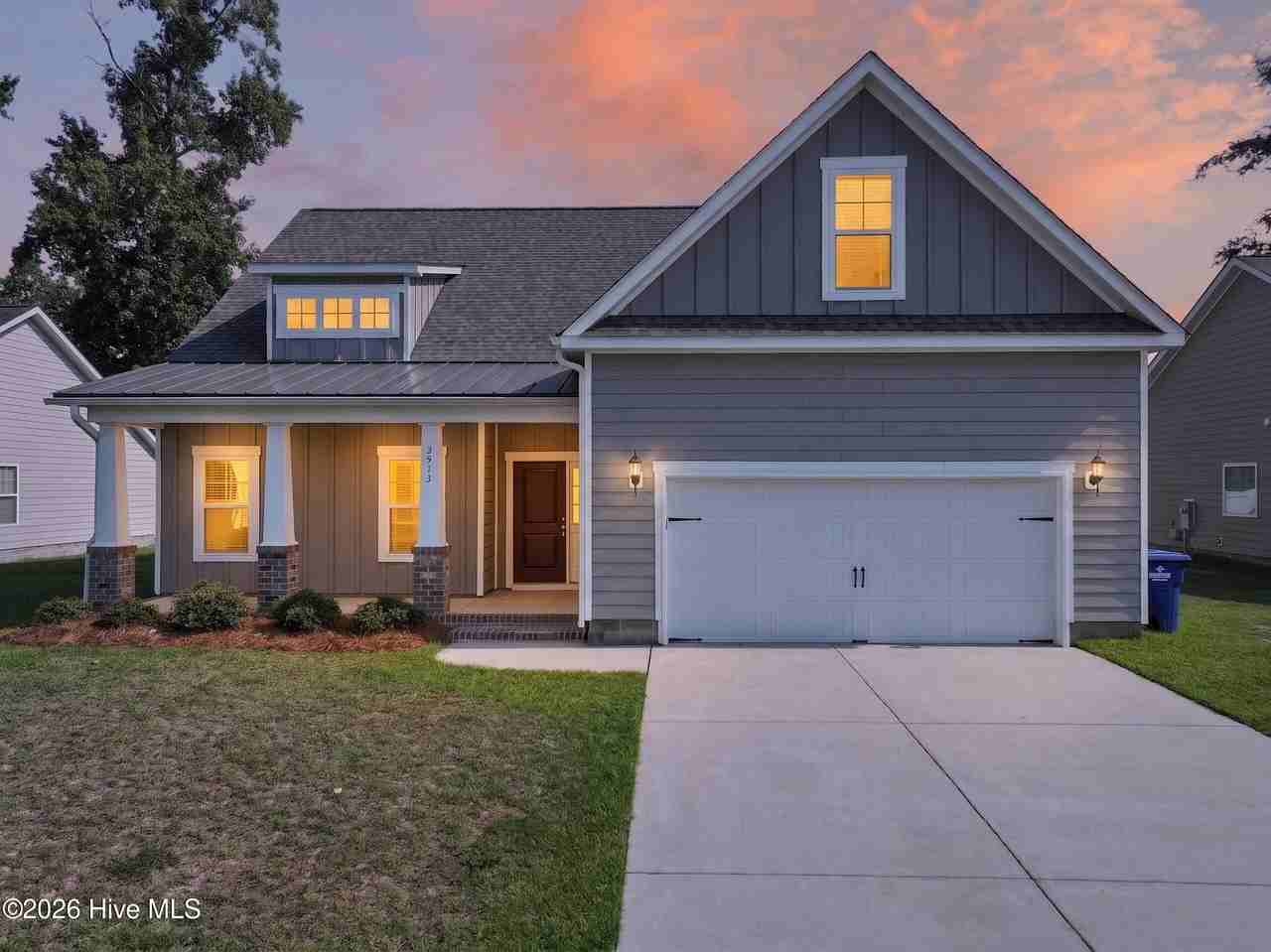 2512 Charity Ln - Photo 3 of 50