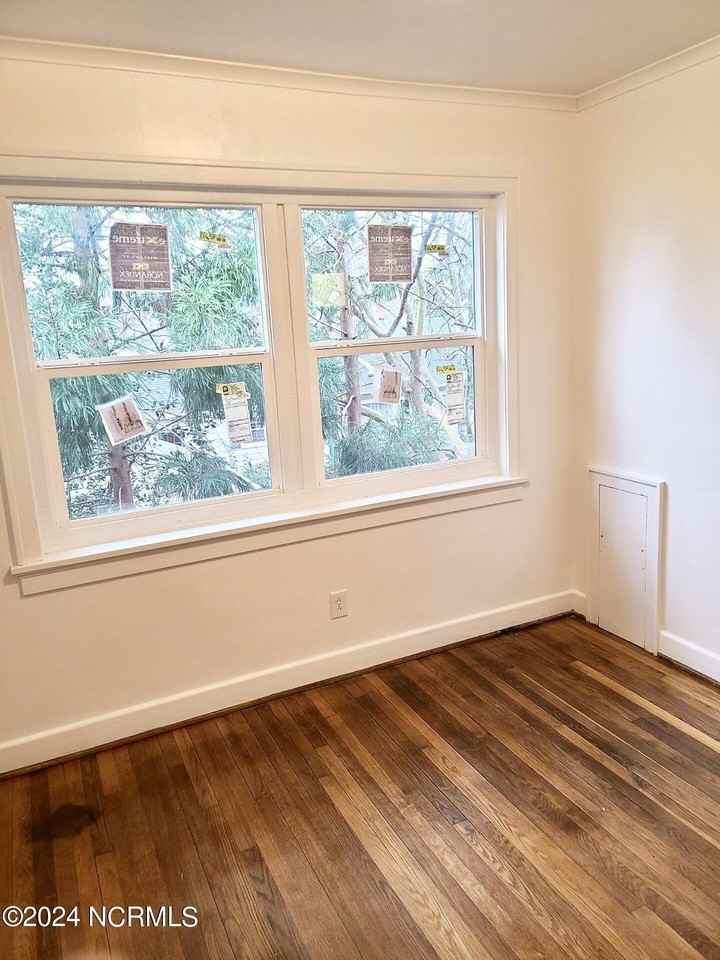 1202 Carolina Ave #1 - Photo 3 of 12