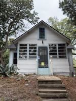 featured image of 418 E Cooper Ave