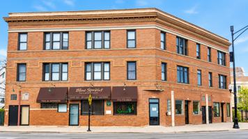 featured image of 2169 N Milwaukee Ave #3