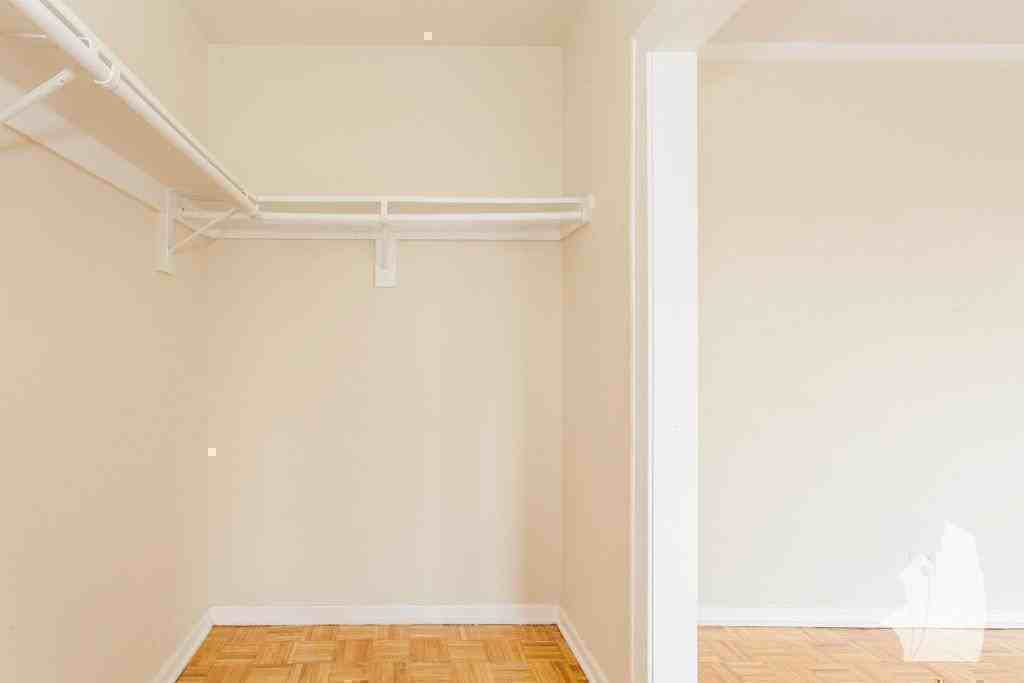 739 W Belmont Ave #503 - Photo 7 of 7