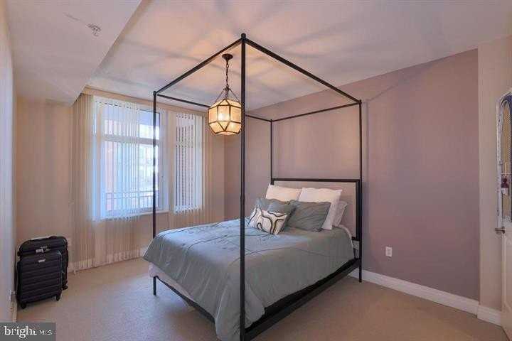 8220 Crestwood Heights Dr - Photo 5 of 11