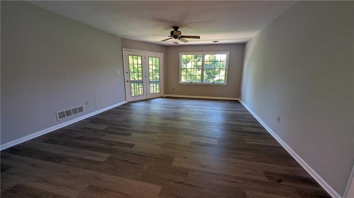 4737 Cheryl Dr - Photo 2 of 11