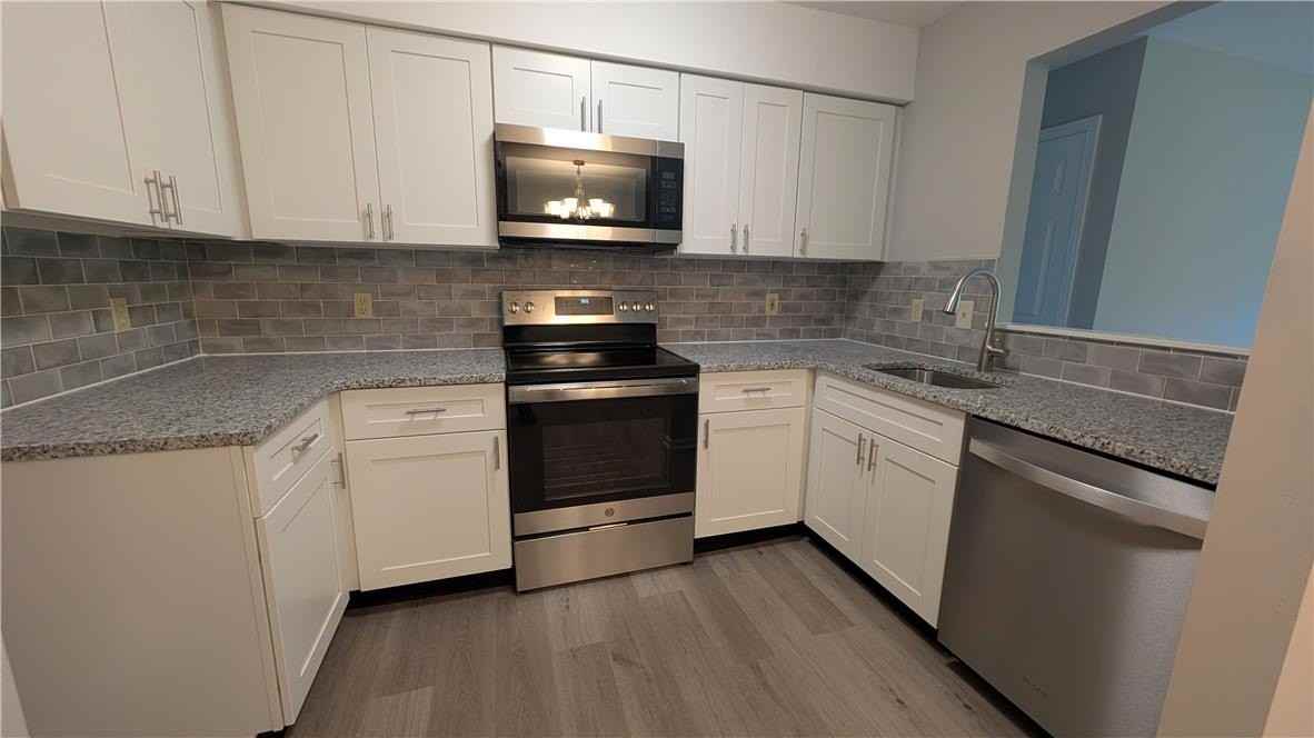 4737 Cheryl Dr - Photo 3 of 11