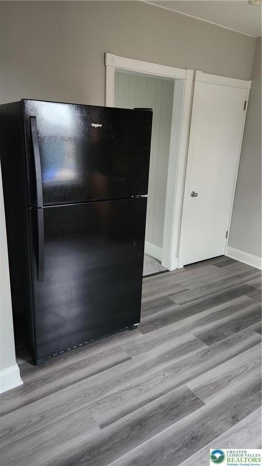26 E Walnut St - Photo 3 of 24