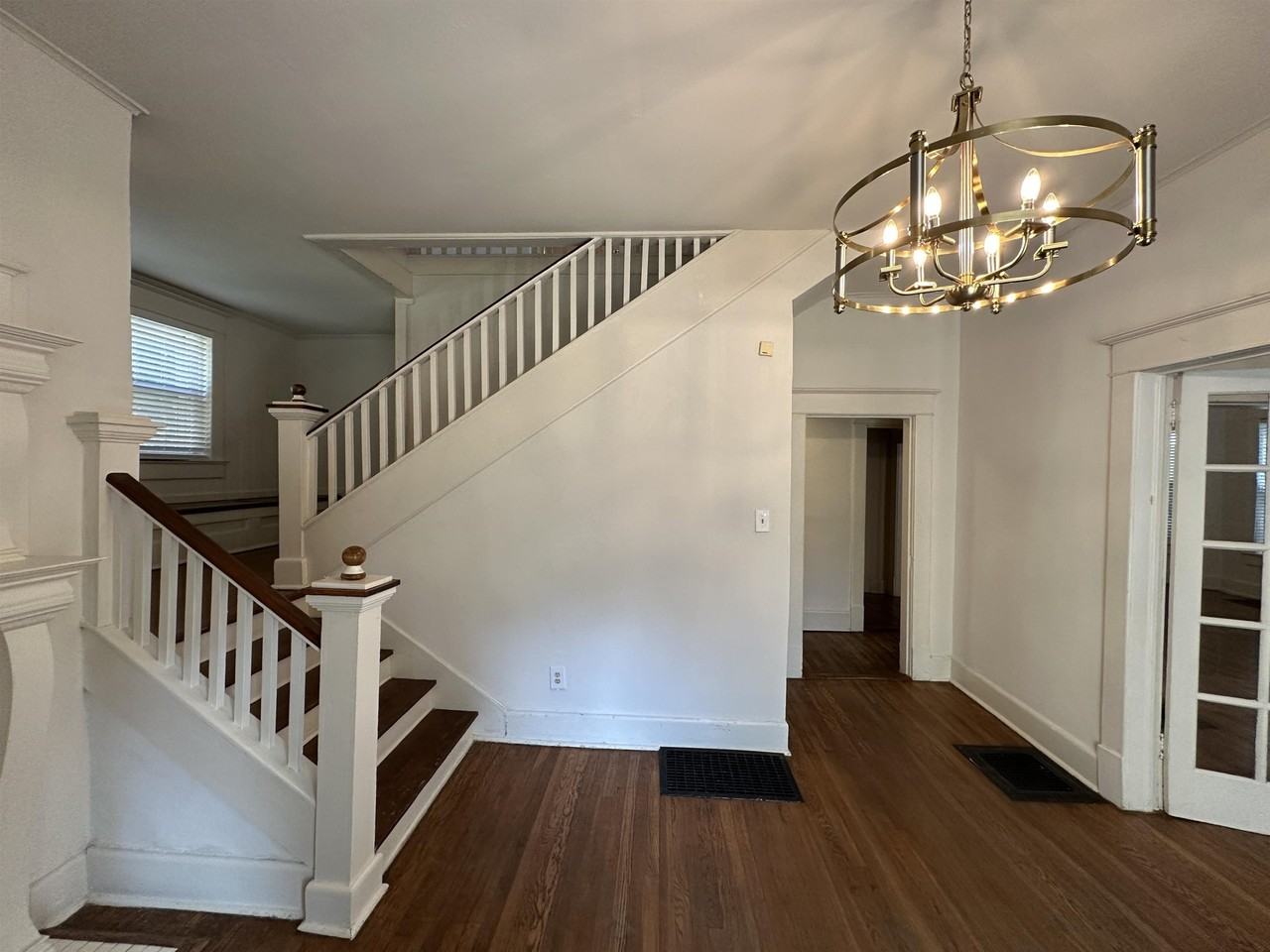 1318 Harbert Ave - Photo 3 of 34