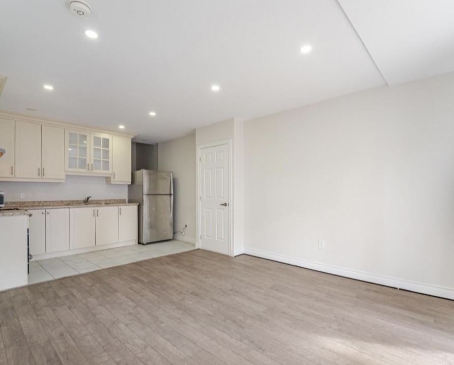 234 Hinton Terrace - Photo 6 of 24