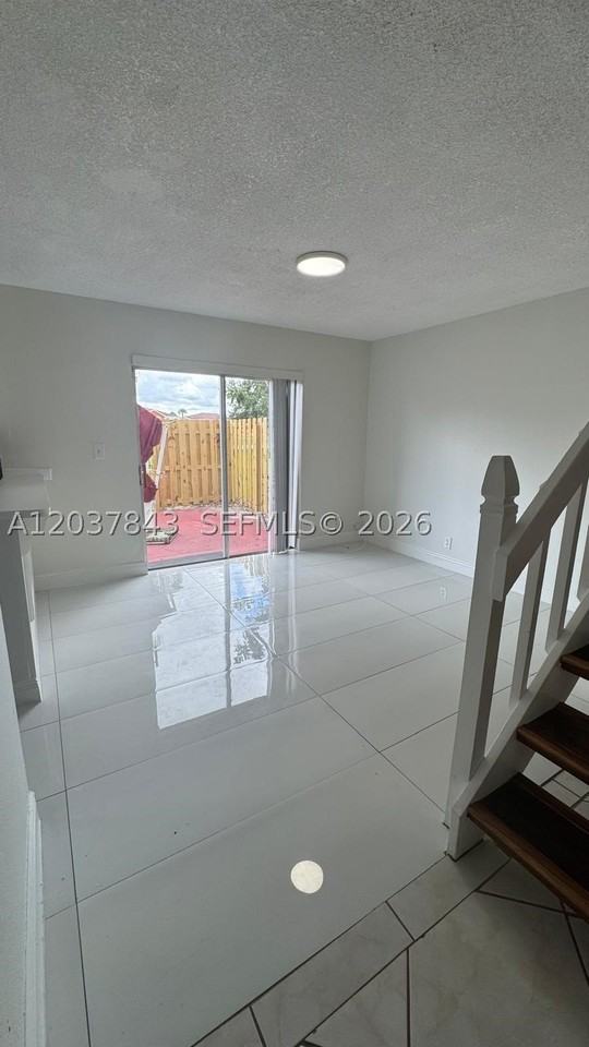 22330 Sw 103rd Ct #0 - Photo 4 of 15