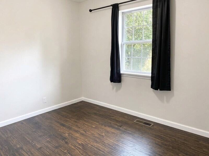 15 Kingston St - Photo 4 of 18