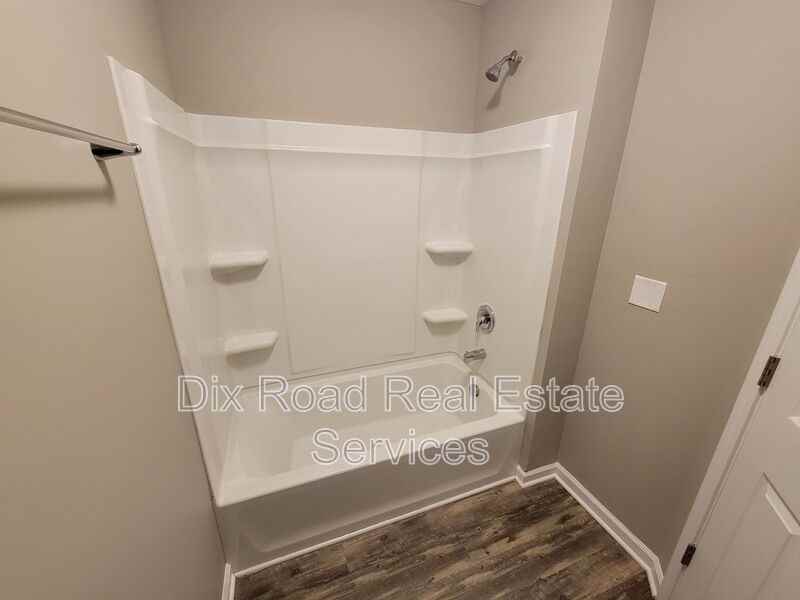 2520 Foxcove Ct - Photo 4 of 21